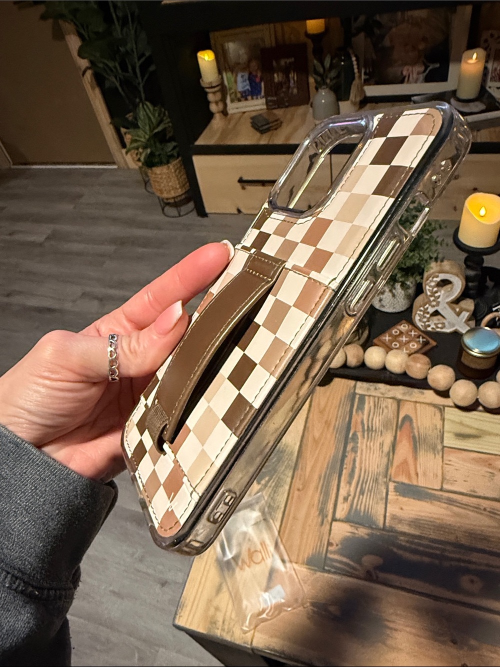 🤎Chocolate Checks•Walli.Case•iphone.16.pro.max•case🤎 - Picture 6 of 12